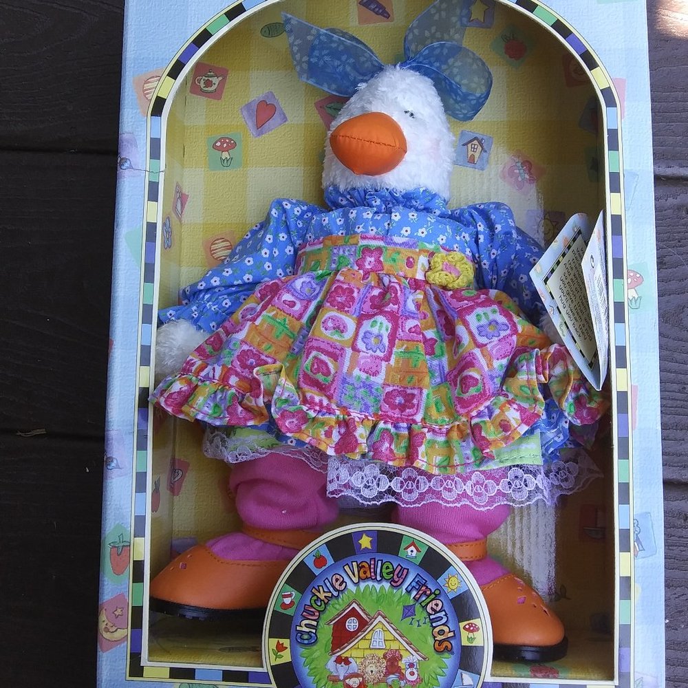 Gund chuckle valley doll Dolores Original Box